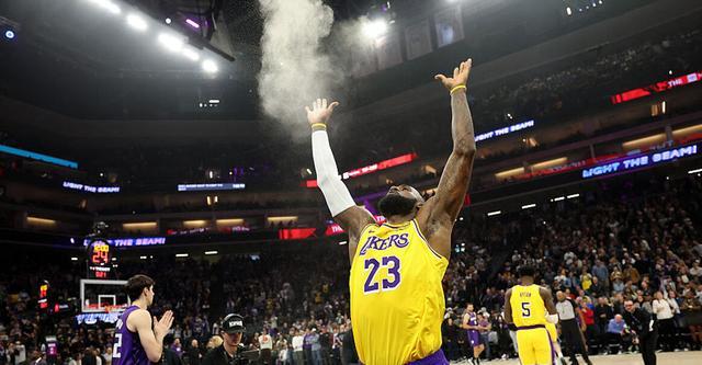 半岛·体育中国官方网-雷迪克：国王本和我们一样投篮差 今晚投得太准