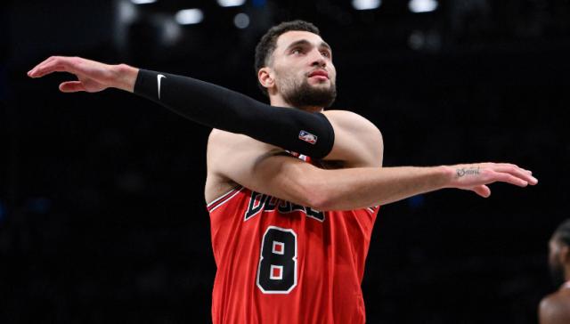 半岛体育-惨败篮网逆转公牛8战7败 魔鬼赛程还在前方等待